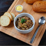Каша гречневая с луком и грибами Фото