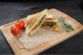 Сэндвич с красной рыбой - Фото