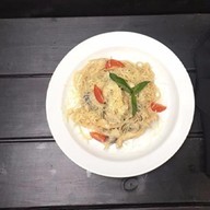 Паста с курицей и грибами Фото
