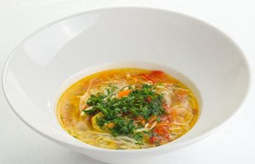 Традиционный куриный суп - Фото