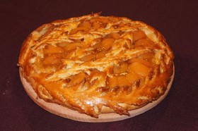 Пирог с абрикосами - Фото