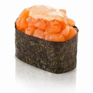 Спайси суши с копченным лососем Фото