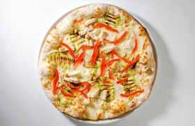 Пицца с индейкой и цукини - Фото