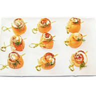 Канапе с семгой и сыром Фото