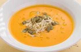 Нежный крем-суп из сладкой тыквы - Фото