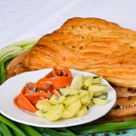 Пирог с горбушей и картофелем (слоеный) Фото