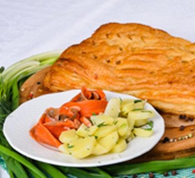 Пирог с горбушей и картофелем (слоеный) - Фото