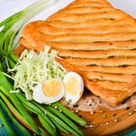 Пирог с капустой и яйцом (слоеный) Фото