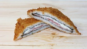 Суши сэндвич с беконом - Фото