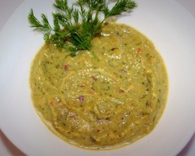 Крем-суп из брокколи с сельдереем - Фото