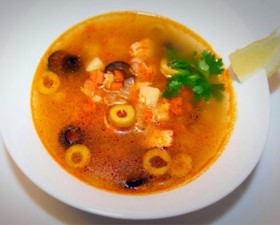 Рыбный суп с оливками - Фото