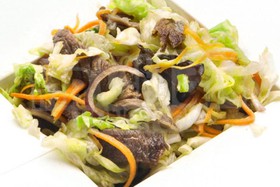 Тайский салат с говядиной - Фото