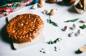 Пирог с грибами дрожжевой - Фото