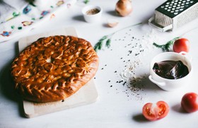 Пирог с печенью дрожжевой - Фото
