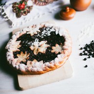 Пирог с черникой дрожжевой Фото