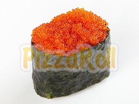 Гункан с оранжевой икрой тобико - Фото