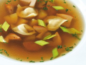Традиционный итальянский суп - Фото