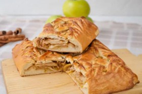 Пирог с яблоком - Фото