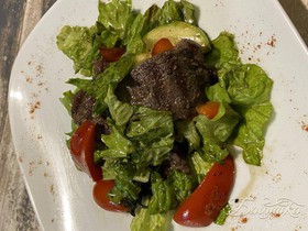 Гриль-салат с ростбифом - Фото