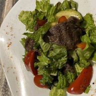 Гриль-салат с ростбифом Фото