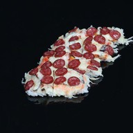 Суши-пицца пепперони Фото