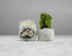 Цезарь маки с курицей - Фото