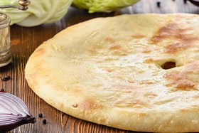 Осетинский пирог с картофелем и капустой - Фото