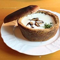 Суп-жульен с грибами Фото