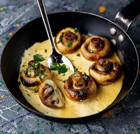 Шампиньоны на углях - Фото