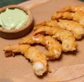 Креветки темпура с соусом васаби - Фото