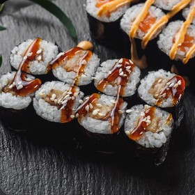 Классический ролл с угрем - Фото