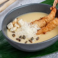 Тыквенный суп с креветками Фото