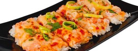 Суши-пицца с лососем и с креветко - Фото