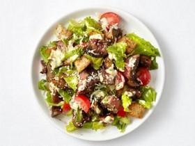 Теплый салат с телятиной - Фото