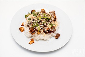 Рис с лососем и терияки - Фото