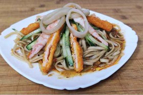 Лапша wok с морепродуктами - Фото