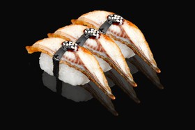 Суши нигири с угрем - Фото