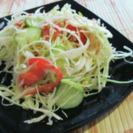 Салат с мясом донера и свежими овощами Фото