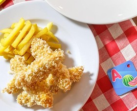 Куриные палочки с картофелем фри - Фото