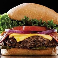 Чизбургер с беконом Фото