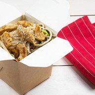 Удон с курицей Фото