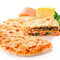 С семгой, брокколи и сыром Фото