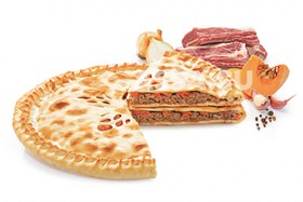 Фирменный пирог с мясом и нежной тыквой - Фото