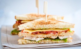 Сэндвич с салями - Фото