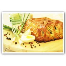 Пирог с зеленым луком и яйцом - Фото