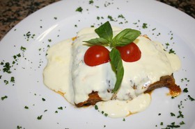 Баклажаны с сыром таледжио - Фото