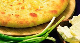 Пирог с сыром и луком Кадындзджи - Фото