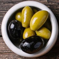 Маслины и оливки Гиганты Фото