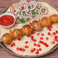 Шашлык из молодого картофеля с курдюком Фото