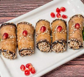 Рулет из баклажан с ореховой начинкой - Фото